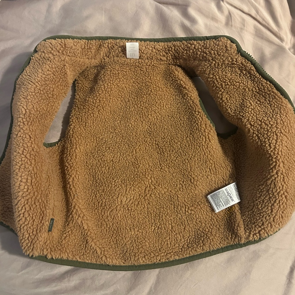 Baby GAP 18-24 Months Green Lined Sherpa Vest - Picture 4 of 5